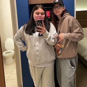 Meet your Posher, Viola